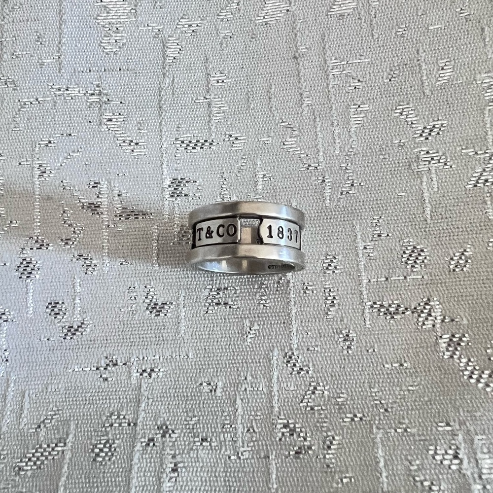 Tiffany & Co. 1837 Element Ring Size 51